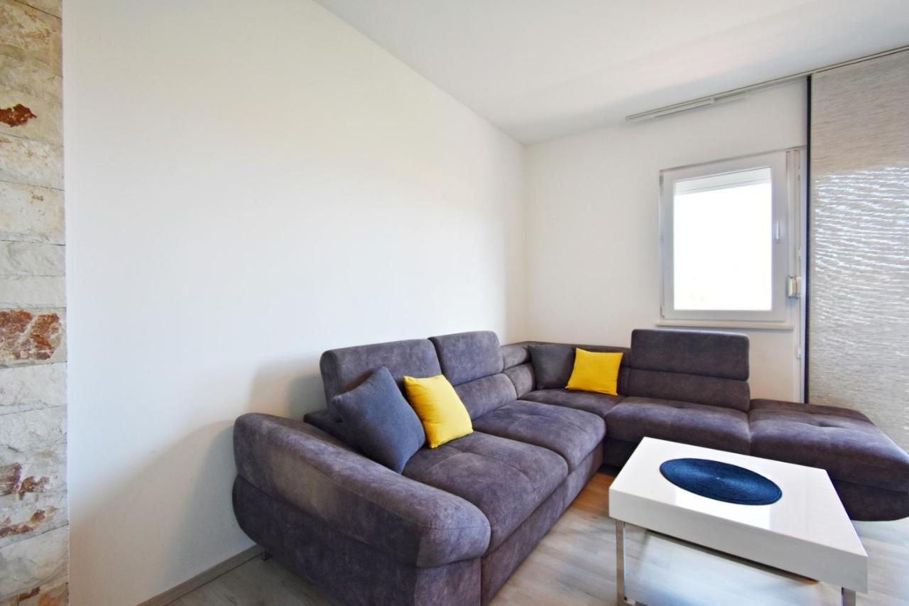 Apartman Lukas Rabac Luaran gambar